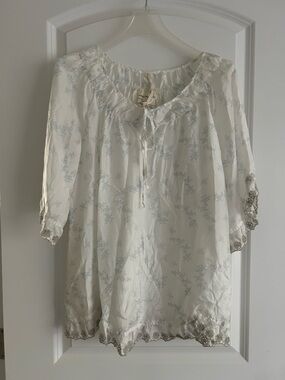 Johnny Was Sulk Cream-Blue  Floral Peasant Top tunic size Medium